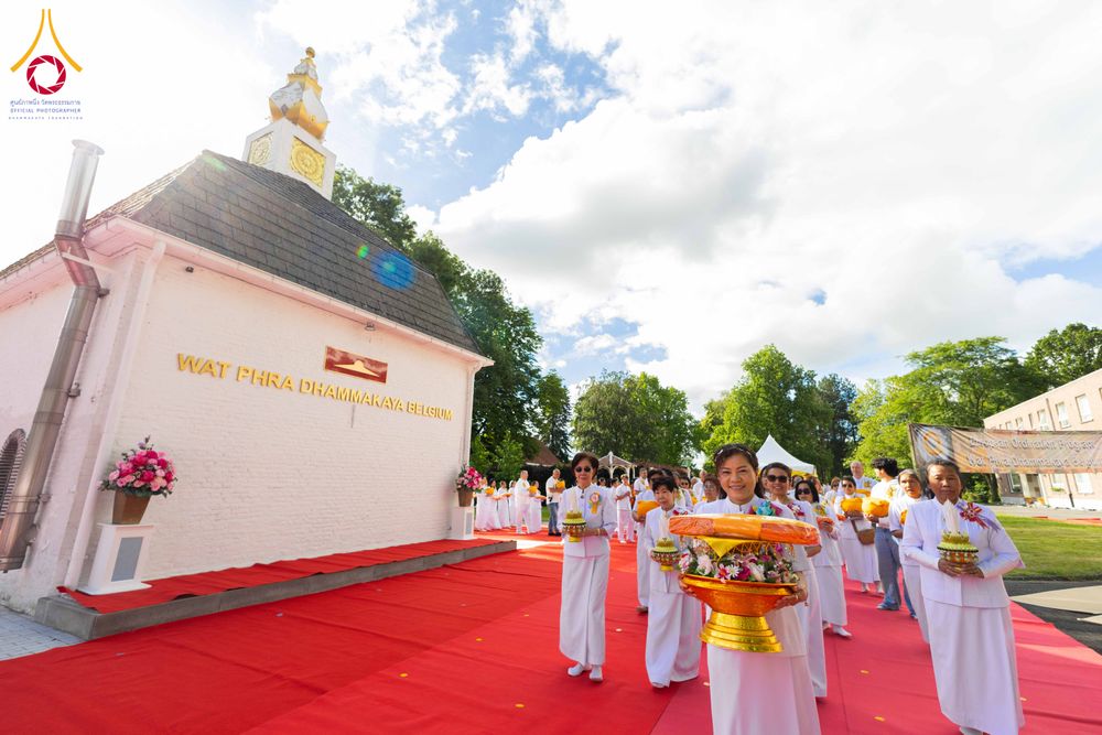 ภาพ No.336760:วันที่ 14 มิถุนายน พ.ศ. 2569 พิธีอุปสมบทธรรมทายาท นานาชาติยุโรปรุ่นที่ 11 เบลเยียม