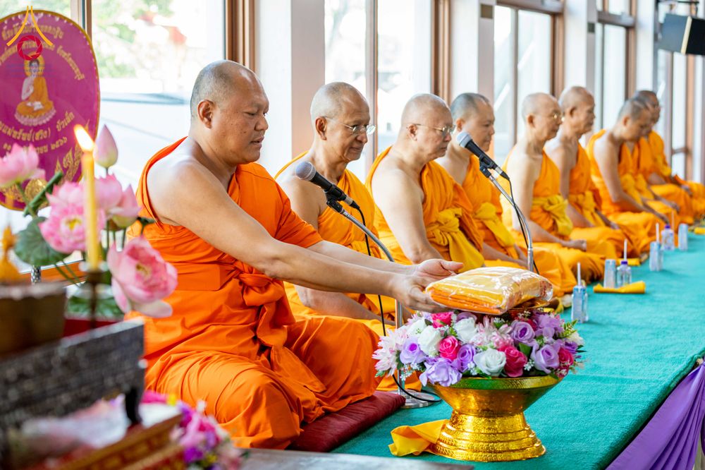 ภาพ No.304491:วันที่ 27 มกราคม พ.ศ. 2569 พิธีทอดผ้าป่าทำนุบำรุงศาสนสถาน ณ วัดปรางค์หลวง ต.บางม่วง อ.บางใหญ่ จ.นนทบุรี ในโครงการธรรมยาตรา กตัญญูบูชา มหาปูชนียาจารย์ พระมงคลเทพมุนี(สด จนฺทสโร) พระผู้ปราบมาร อนุสรณ์สถาน 7 แห่ง ปีที่ 14