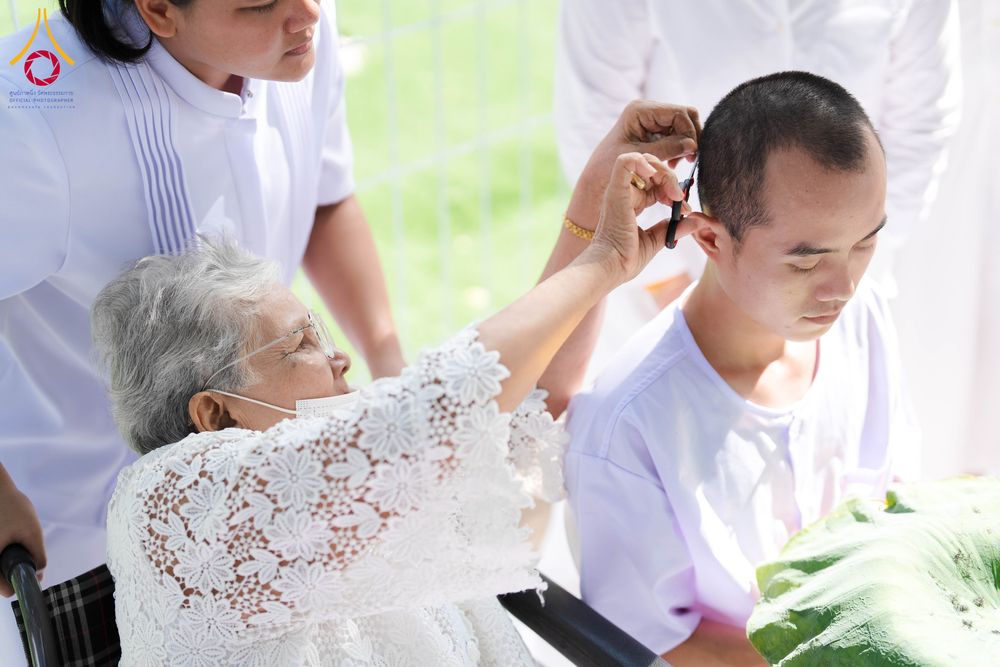 ภาพ No.341239:วันอาทิตย์ที่ 26 กรกฎาคม พ.ศ. 2569 ​โครงการอุปสมบทหมู่บูชาธรรมมหาปูชนียาจารย์ รุ่นที่ ๑ วัดกลางธนรินทร์ ต.บ้านแป้ง อ.พรหมบุรี จ.สิงห์บุรี