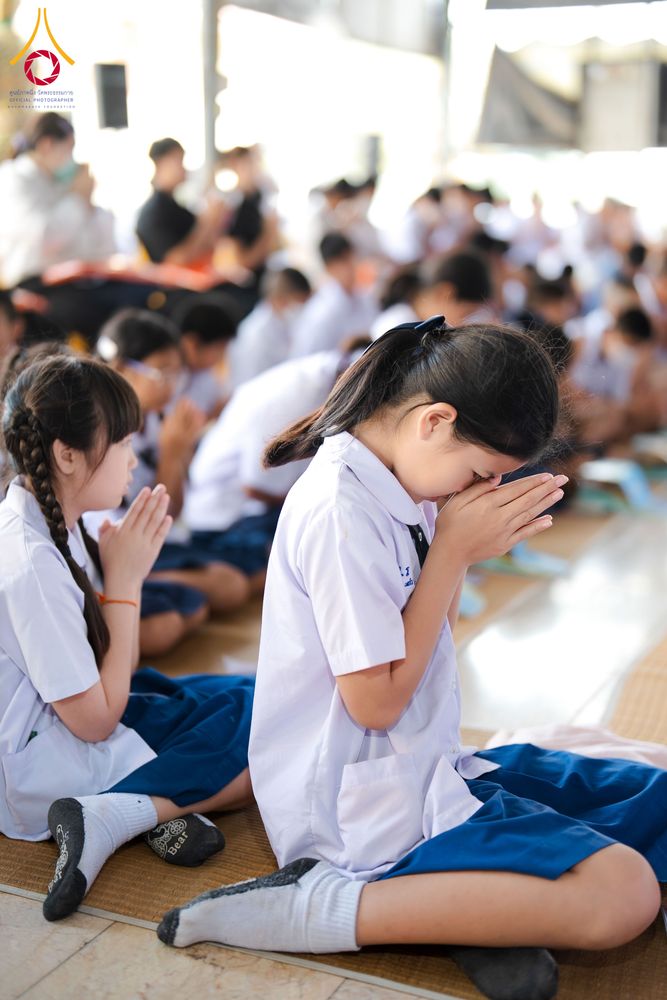 ภาพ No.299039:วันที่ 20 มกราคม พ.ศ. 2569 พิธีทอดผ้าป่าทำนุบำรุงศาสนสถาน ณ วัดใหม่นพรัตน์ ต.เนินพระปรางค์ อ.สองพี่น้อง จ.สุพรรณบุรี ในโครงการธรรมยาตรา กตัญญูบูชา มหาปูชนียาจารย์ พระมงคลเทพมุนี(สด จนฺทสโร) พระผู้ปราบมาร อนุสรณ์สถาน 7 แห่ง ปีที่ 14