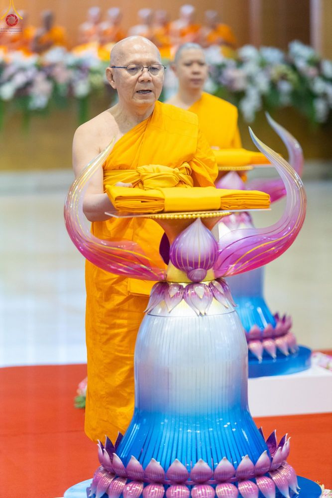 ภาพ No.345700:วันพฤหัสบดีที่ 27 สิงหาคม พ.ศ.2569 พิธีทอดผ้าป่าเพื่อถวายอุปกรณ์สื่อโสตทัศน์ อาคาร 82 ปี หลวงพ่อธัมมชโย พิธีทอดผ้าป่าสมทบกฐินวัดพระธรรมกาย และสมทบกฐิน 30,000 กว่าวัดทั่วไทย ครั้งที่ 1 ประจำปี พุทธศักราช 2569 ณ วัดพระธรรมกาย ปทุมธานี