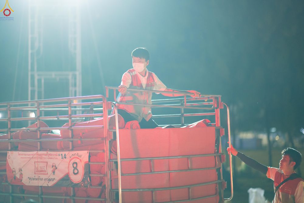 ภาพ No.306647:ภาพเบื้องหลังอาสาสมัครรวมใจ ชุดที่ 5 ในโครงการธรรมยาตรา กตัญญูบูชา มหาปูชนียาจารย์ พระมงคลเทพมุนี(สด จนฺทสโร) พระผู้ปราบมาร อนุสรณ์สถาน 7 แห่ง ปีที่ 14