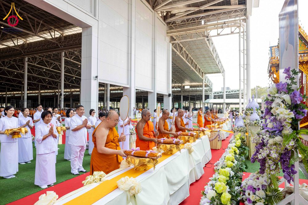 ภาพ No.316572:วันอาทิตย์ที่ 29 มีนาคม พ.ศ. 2569 พิธีทอดผ้าบังสุกุลและพิธีชำระร่าง โยมพ่อณรงค์ จินตมากุล  สิริอายุ 99 ปี 11 เดือน โยมบิดา พระครูปลัดรัตนวีรวัฒน์ (รังสฤษดิ์ อิทฺธิจินตโก) ที่ปรึกษาเจ้าคณะจังหวัดปทุมธานี เจ้าอาวาสวัดพระธรรมกาย  ณ ฌาปนสถานชั่วคราว ทางเข้า 