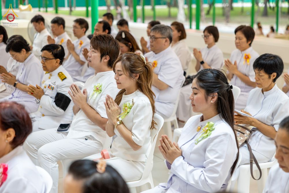 ภาพ No.332420:วันเสาร์ที่ 6 มิถุนายน พ.ศ.2569 พิธีต้อนรับสัญญาบัตร พัดยศ พระราชภาวนาวชิรวิเทศ วิ. ณ อุโบสถพระไตรปิฏก วัดพระธรรมกาย