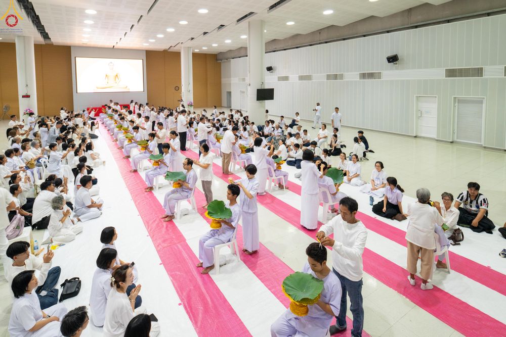 ภาพ No.319291:วันเสาร์ที่ 4 เมษายน พ.ศ.2569 พิธีปลงผมนาคธรรมทายาท โครงการอุปสมบทหมู่ธรรมทายาท ระดับอุดมศึกษา รุ่นที่ 53 ภาคฤดูร้อน ณ มหารัตนวิหารคด 13 วัดพระธรรมกาย