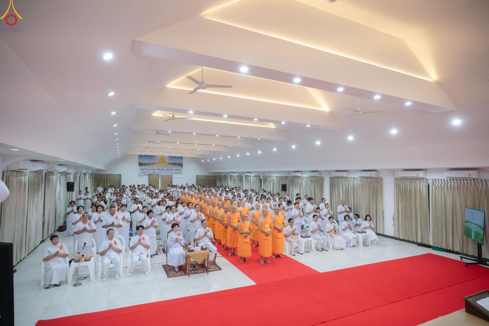 ภาพ No.331378:วันที่ 31 พฤษภาคม พ.ศ.2569 พิธีทอดผ้าป่าและตอกเสาเข็มมงคลต้นแรก องค์พระเจดีย์เพื่อสร้างสันติภาพโลก  ณ ธุดงคสถานพัฒนานิคม จังหวัดลพบุรี