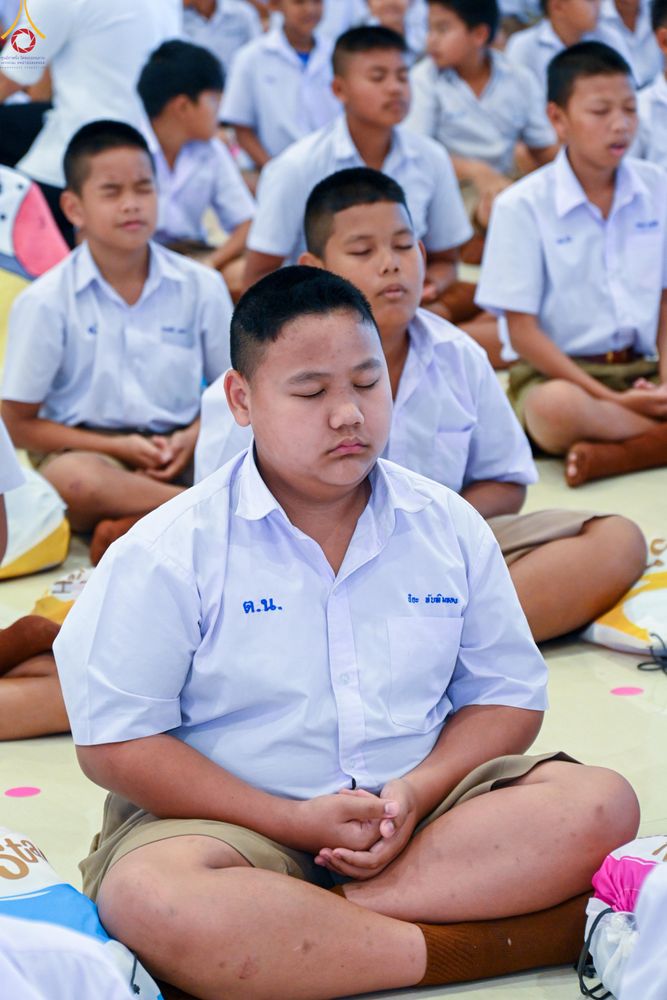 ภาพ No.283929:วันที่ 18 พฤศจิกายน พ.ศ. 2568 พิธีทอดกฐินสามัคคีทั่วไทย 30,000 วัด  โดยคณะศิษยานุศิษย์ บูชาธรรม 81 ปี  หลวงพ่อธัมมชโย  ณ วัดสวายสอ จ.บุรีรัมย์