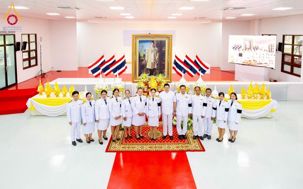 ภาพ No.276123:วันที่ 5 ธันวาคม พ.ศ. 2568 พสกนิกรอำเภอคลองหลวง พร้อมใจบำเพ็ญกุศลอุทิศถวาย “ในหลวงรัชกาลที่ 9” น้อมรำลึกในพระมหากรุณาธิคุณ เนื่องในวันคล้ายวันพระบรมราชสมภพ วันชาติ และวันพ่อแห่งชาติ ณ อาคารปลูกศรัทธา 2 วัดพระธรรมกาย อำเภอคลองหลวง จังหวัดปทุมธานี