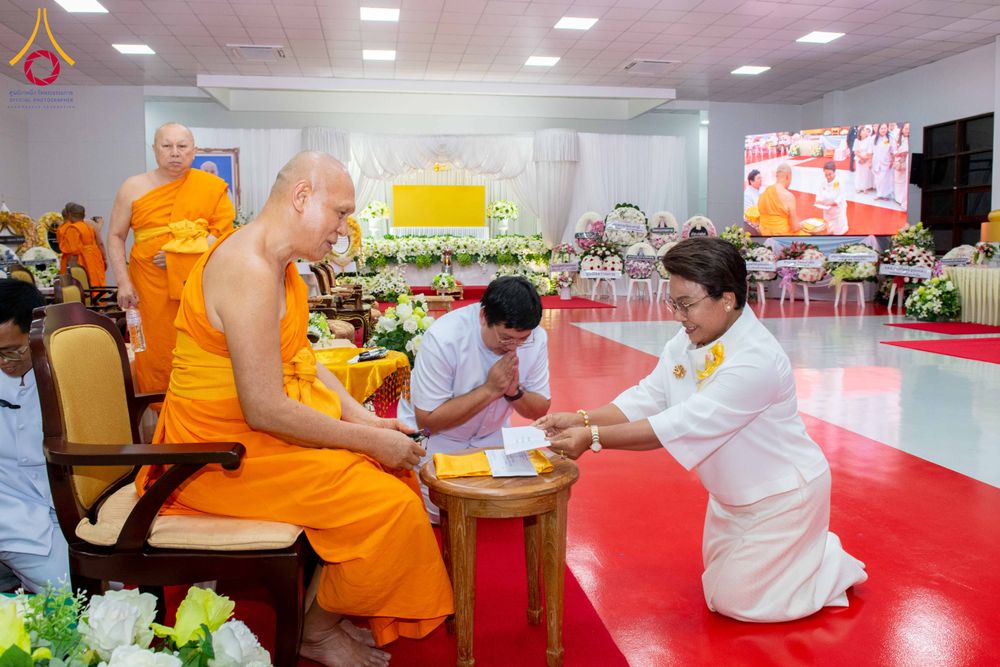 ภาพ No.314595:วันศุกร์ที่ 20 มีนาคม พ.ศ. 2569 พิธีบำเพ็ญกุศล คุณพ่อณรงค์ จินตมากุล โยมบิดา พระครูปลัดรัตนวีรวัฒน์ (รังสฤษดิ์ อิทฺธิจินตโก) ที่ปรึกษาเจ้าคณะจังหวัดปทุมธานี เจ้าอาวาสวัดพระธรรมกาย  ณ ห้องปลูกศรัทธา 2 วัดพระธรรมกาย ปทุมธานี