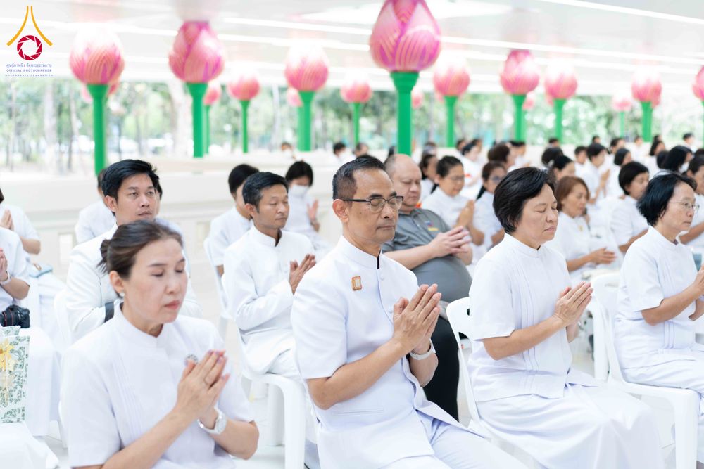 ภาพ No.309014:วันอาทิตย์ที่ 8 กุมภาพันธ์ พ.ศ. 2569  พิธีต้อนรับพระบัญชาสมเด็จพระสังฆราช แต่งตั้ง  “พระครูปลัดรัตนวีรวัฒน์” (รังสฤษดิ์ อิทฺธิจินฺตโก) เจ้าอาวาสวัดพระธรรมกาย ให้ดำรงตำแหน่ง “ที่ปรึกษาเจ้าคณะจังหวัดปทุมธานี”