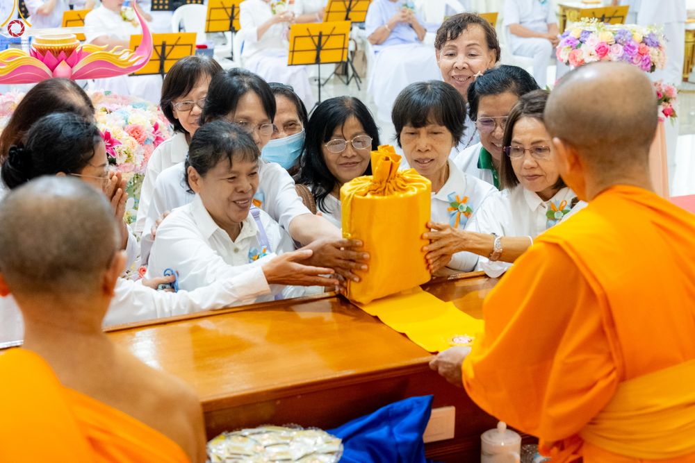 ภาพ No.336184:วันที่ 20 มิถุนายน พ.ศ.2569 พิธีทอดผ้าป่า ส่งเสริมงานพระพุทธศาสนา , พิธีเจริญพระพุทธมนต์เนื่องในวาระครบรอบ 14 ปี ธรรมอุทยานบ้านแป้ง อ.พรหมบุรี จ.สิงห์บุรี