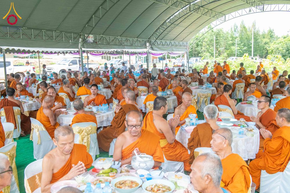 ภาพ No.340217:วันที่ 22-28 กรกฎาคม พ.ศ. 2569 โครงการปฏิบัติธรรมเจริญสมาธิภาวนาพระสังฆาธิการ จังหวัดอำนาจเจริญ  ที่เข้าร่วมโครงการกฐินสามัคคีทั่วไทย 30,000 วัด  ณ ธุดงคสถานอำนาจเจริญ อ.เมือง จ.อำนาจเจริญ