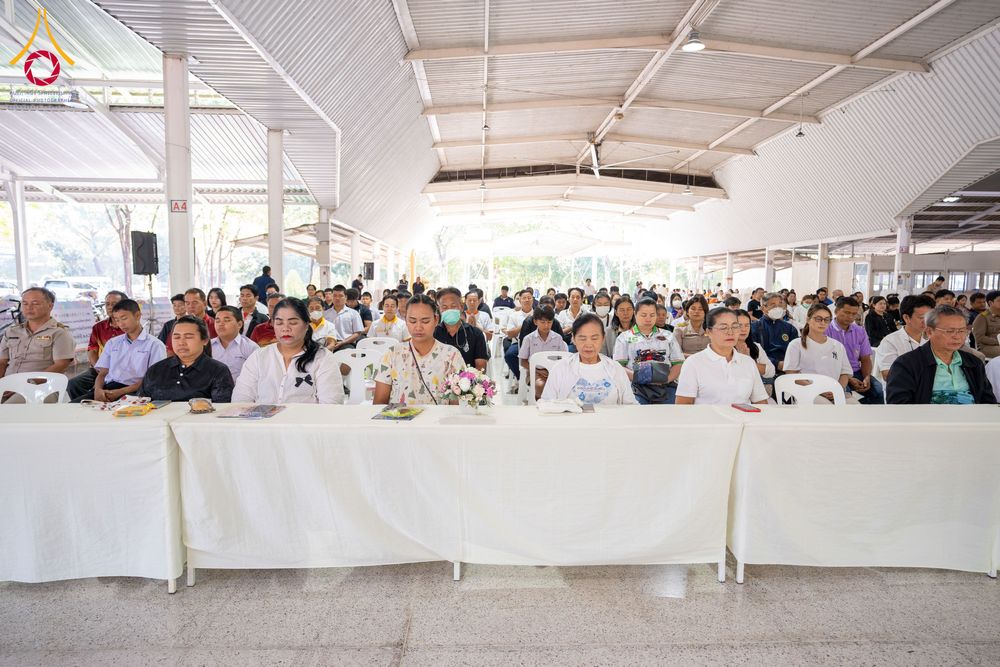 ภาพ No.290965:วันจันทร์ที่ 5 มกราคม พ.ศ. 2569  วัดพระธรรมกาย มูลนิธิธรรมกาย  จัดพิธีมอบของขวัญสนับสนุนการจัดกิจกรรมงานวันเด็กแห่งชาติ ประจำปี พ.ศ. 2569 ให้แก่องค์กรภาคีเครือข่ายกว่า 200 องค์กร ณ วัดพระธรรมกาย อ.คลองหลวง จ.ปทุมธานี