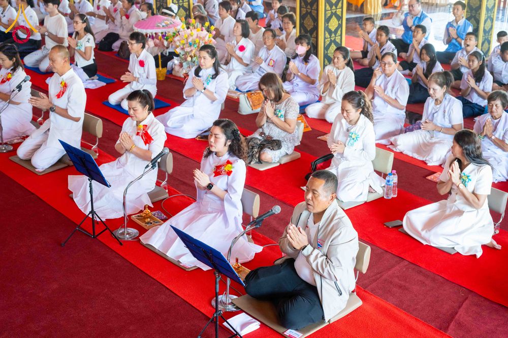 ภาพ No.304851:วันที่ 28 มกราคม พ.ศ. 2569 พิธีทอดผ้าป่าทำนุบำรุงศาสนสถาน ณ วัดบ่อทอง ต.คูขวาง อ.ลาดหลุมแก้ว จ.ปทุมธานี ในโครงการธรรมยาตรา กตัญญูบูชา มหาปูชนียาจารย์ พระมงคลเทพมุนี(สด จนฺทสโร) พระผู้ปราบมาร อนุสรณ์สถาน 7 แห่ง ปีที่ 14