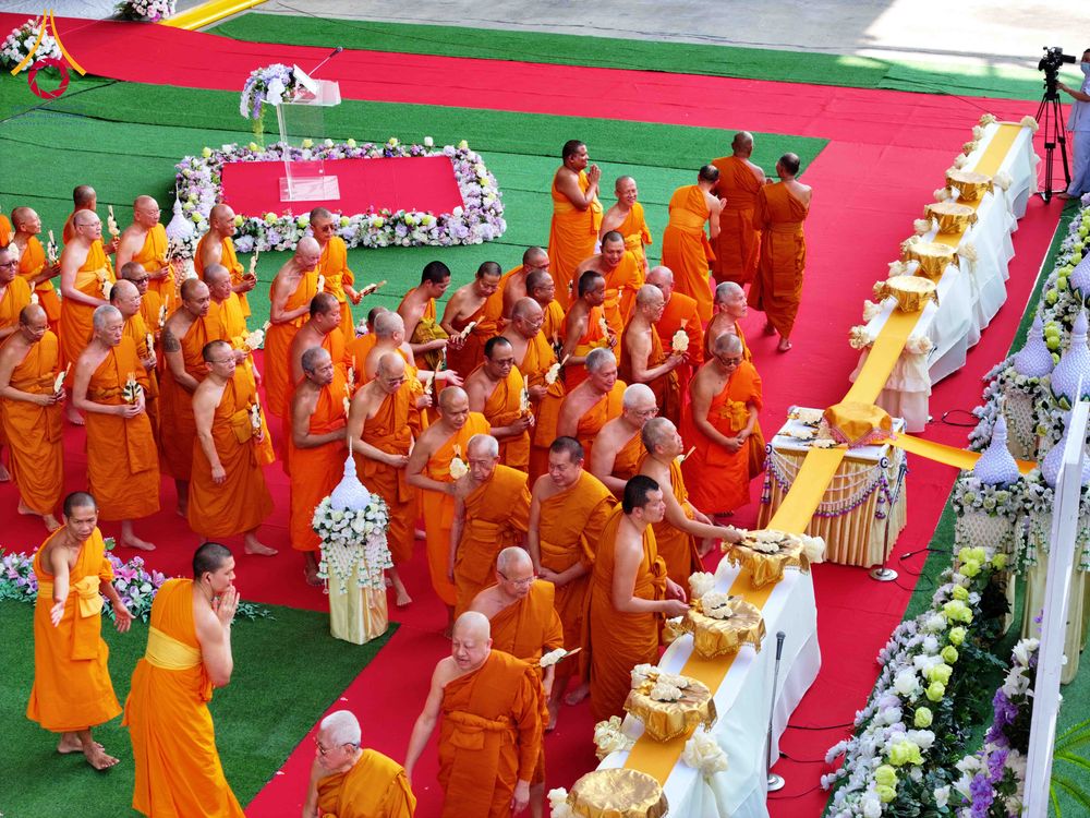 ภาพ No.316641:วันอาทิตย์ที่ 29 มีนาคม พ.ศ. 2569 พิธีทอดผ้าบังสุกุลและพิธีชำระร่าง โยมพ่อณรงค์ จินตมากุล  สิริอายุ 99 ปี 11 เดือน โยมบิดา พระครูปลัดรัตนวีรวัฒน์ (รังสฤษดิ์ อิทฺธิจินตโก) ที่ปรึกษาเจ้าคณะจังหวัดปทุมธานี เจ้าอาวาสวัดพระธรรมกาย  ณ ฌาปนสถานชั่วคราว ทางเข้า 