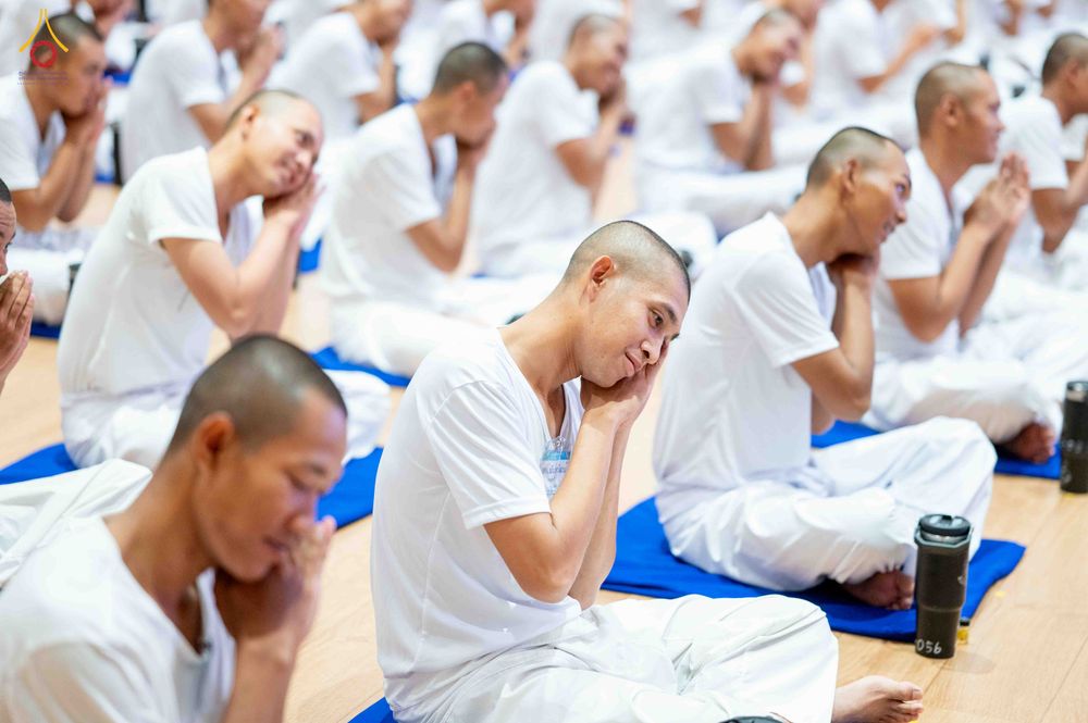 ภาพ No.340338:วันที่ 23 กรกฎาคม พ.ศ. 2569 พิธีเปิดโครงการพัฒนาคุณธรรม จริยธรรม สำหรับนักเรียนนายสิบตำรวจ (นสต.) รุ่นที่ 17 ศูนย์ฝึกอบรมตำรวจภูธรภาค 1 ระหว่างวันที่ 23-27 กรกฏาคม 2569 ( 5 วัน 4 คืน) ณ ศูนย์ปฏิบัติธรรมเวิล์ดพีช วัลเล่ย์ (World Peace Valley) เขาใหญ่  ต.ห