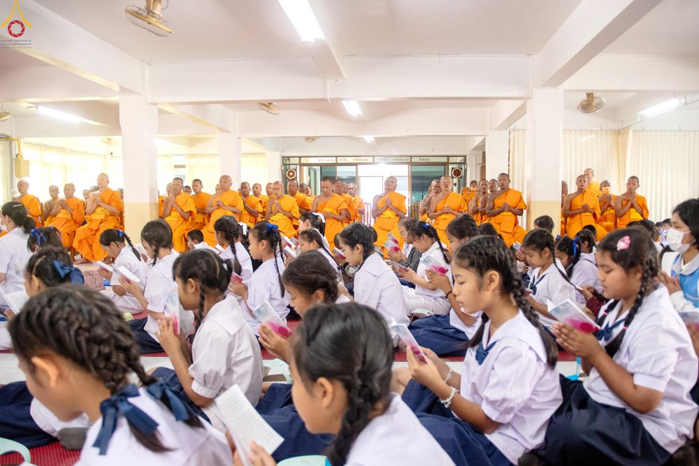 ภาพ No.293131:วันที่ 12 มกราคม พ.ศ. 2569 พิธีทอดผ้าป่าทำนุบำรุงศาสนสถาน ณ วัดไผ่โรงวัว ต.บางตาเถร อ.สองพี่น้อง จ.สุพรรณบุรี ในโครงการธรรมยาตรา กตัญญูบูชา มหาปูชนียาจารย์ พระมงคลเทพมุนี(สด จนฺทสโร) พระผู้ปราบมาร อนุสรณ์สถาน 7 แห่ง ปีที่ 14