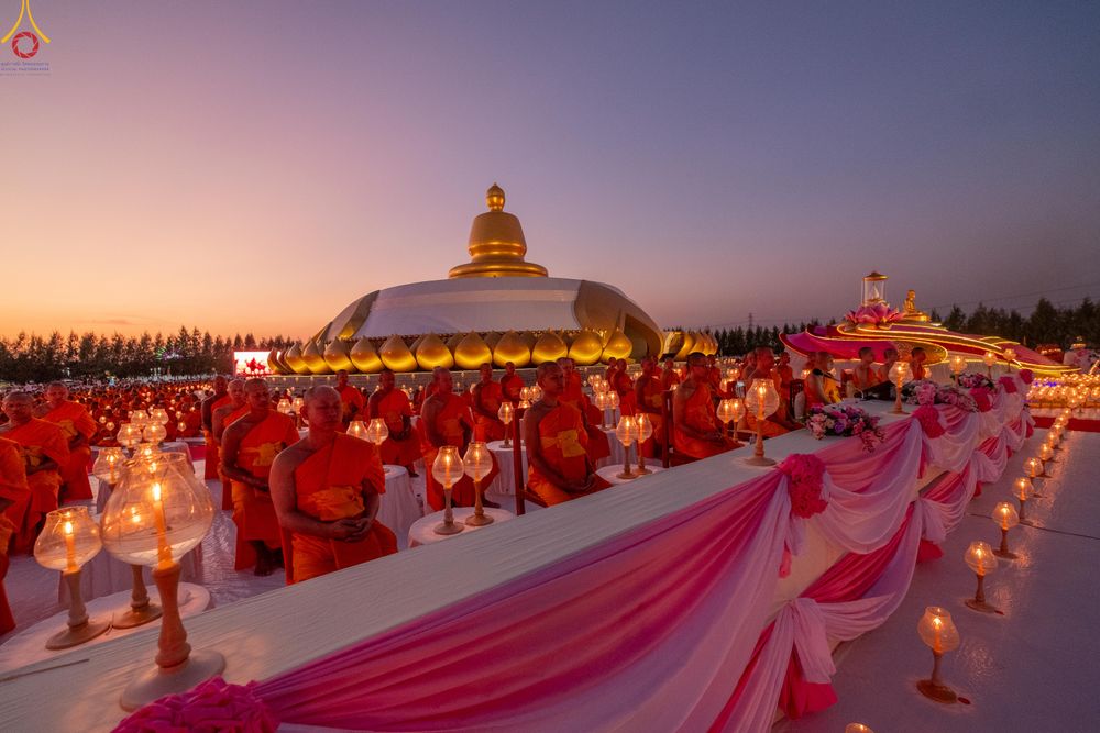 ภาพ No.302235:วันที่ 23 มกราคม พ.ศ. 2569 พิธีจุดประทีปธรรมถวายเป็นพุทธบูชา (ภาพชุดที่ 2) และบูชาธรรมมหาปูชนียาจารย์  ณ อนุสรณ์สถานลำดับที่ 5 สถานที่เผยแผ่วิชชาธรรมกายครั้งแรก อนุสรณ์สถานบางปลา วัดบางปลา อำเภอบางเลน จังหวัดนครปฐม ในโครงการธรรมยาตรา กตัญญูบูชา มหาปูชนีย