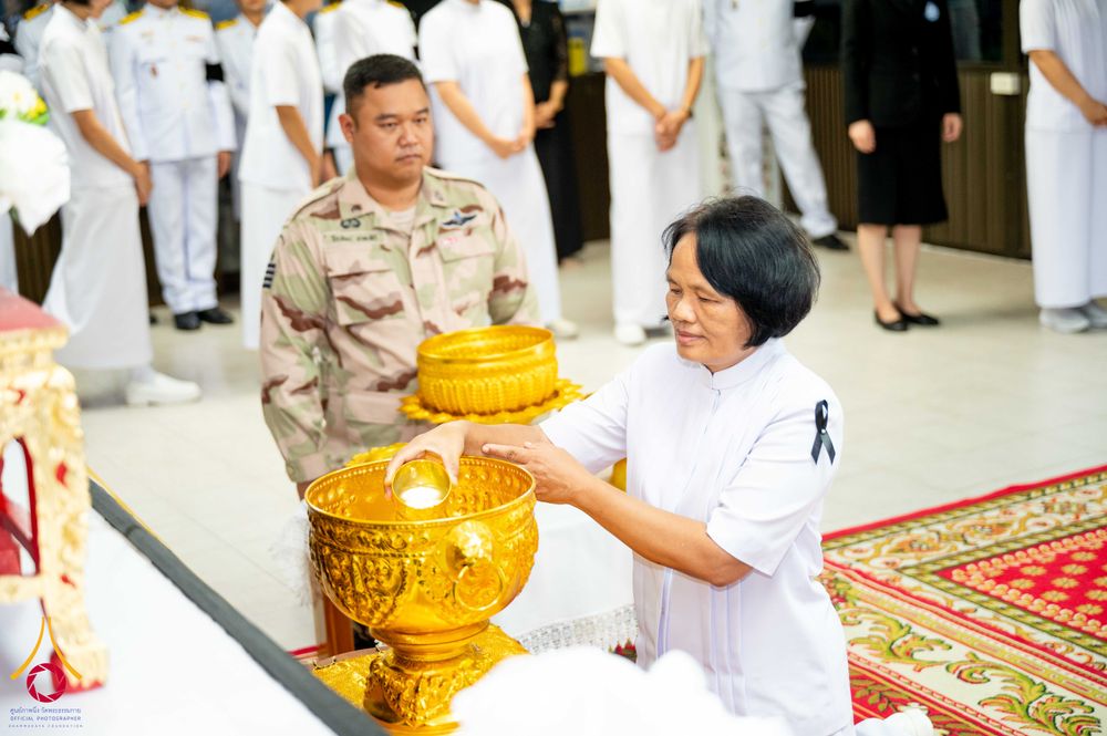 ภาพ No.337206:วันที่ 13-27 มิถุนายน พ.ศ.2569 พสกนิกรอำเภอคลองหลวง จัดพิธีบำเพ็ญกุศลสวดพระอภิธรรม อุทิศถวายพระกุศลแด่สมเด็จพระเจ้าลูกเธอ เจ้าฟ้าพัชรกิติยาภาฯ