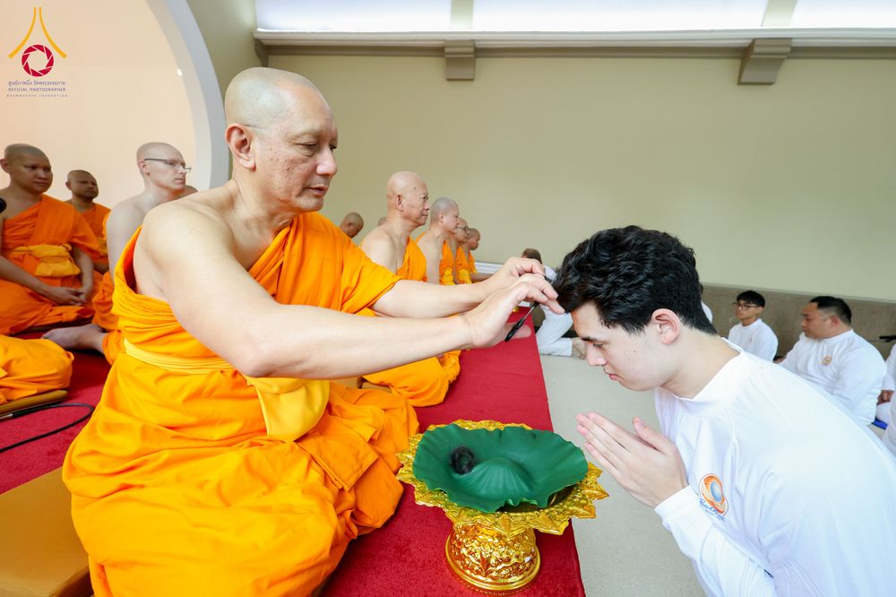 ภาพ No.336630:วันศุกร์ที่ 12 มิถุนายน พ.ศ. 2569 พิธีตัดปอยผมและพิธีปลงผมนาคธรรมทายาท  ภาคพื้นยุโรป รุ่นที่ 11   ณ วัดพระธรรมกายเบลเยียม ประเทศเบลเยียม