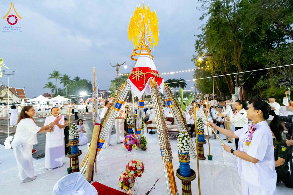 ภาพ No.310775:วันอาทิตย์ที่ 22 กุมภาพันธ์ พ.ศ. 2569 พิธีตักบาตรเเด่คณะพระภิกษุสงฆ์ 1,111 รูป จังหวัดน่าน หนึ่งในโครงการตักบาตรพระ 2,000,000 รูป 77 จังหวัดทั่วไทย ในวาระอันเป็นมงคลยิ่ง ครบรอบ 744 ปี นครน่าน สืบสานศรัทธา ทำบุญใหญ่ของเมืองน่าน ณ ข่วงเมือง วัดภูมินทร์ อำเ