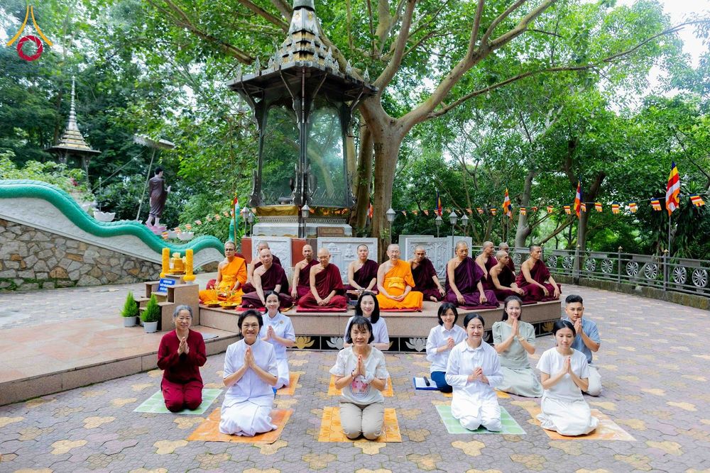 ภาพ No.344507:วันที่ 8-11 สิงหาคม พ.ศ.2569 “ประเพณีเข้าพรรษา เชื่อมพระพุทธศาสนาสองแผ่นดิน” ถวายเทียนพรรษา 9 วัด ณ นครโฮจิมินห์ สาธารณรัฐสังคมนิยมเวียดนาม