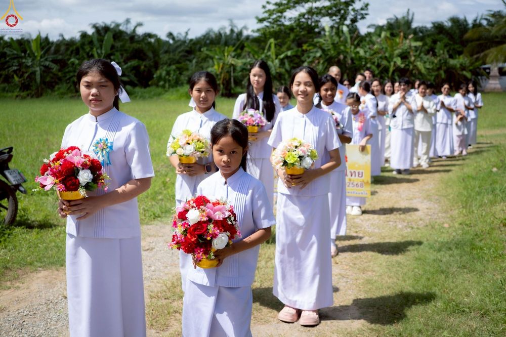 ภาพ No.257712:วันที่ 18 ตุลาคม พ.ศ. 2568 พิธีทอดกฐินสามัคคีทั่วไทย 30,000 วัด โดยคณะศิษยานุศิษย์ บูชาธรรม 81 ปี หลวงพ่อธัมมชโย ณ วัดร่มโพธิ์ทองสันติสุข จังหวัดชลบุรี