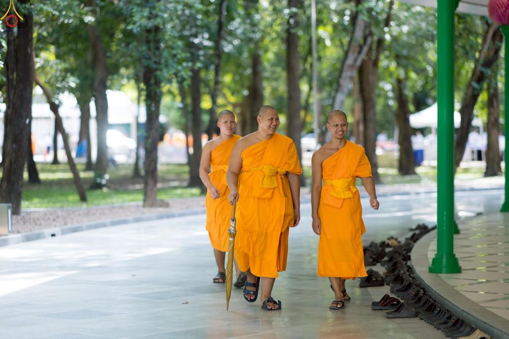 ภาพ No.250590:วันอังคารที่ 7 ตุลาคม พ.ศ. 2568 พิธีมหาปวารณาออกพรรษา ณ โบสถ์พระไตรปิฎก วัดพระธรรมกาย