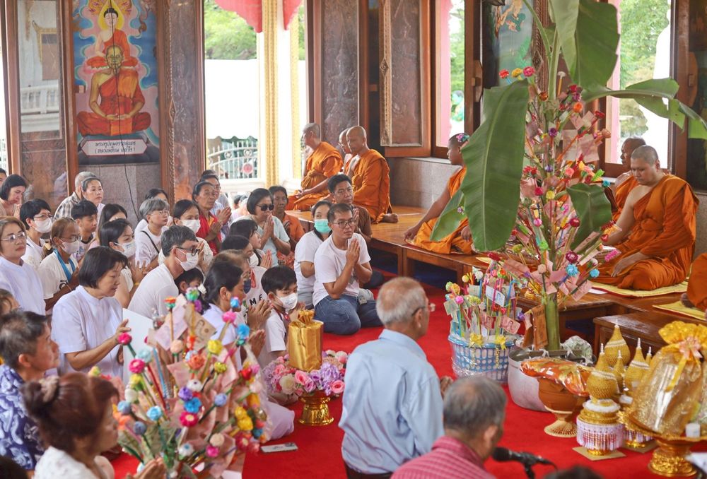 ภาพ No.254565:วันที่ 12 ตุลาคม พ.ศ. 2568 พิธีทอดกฐินสามัคคีทั่วไทย 30,000 วัด โดยคณะศิษยานุศิษย์ บูชาธรรม 81 ปี หลวงพ่อธัมมชโย ณ วัดพระตำหนัก อ.สามโคก จ.ปทุมธานี