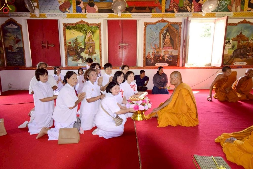 ภาพ No.260496:วันที่ 19 ตุลาคม พ.ศ. 2568 พิธีทอดกฐินสามัคคีทั่วไทย 30,000 วัด โดยคณะศิษยานุศิษย์ บูชาธรรม 81 ปี หลวงพ่อธัมมชโย ณ วัดน้ำอาบ ต.ขุนอินทประมูล อ.โพธิ์ทอง จ.อ่างทอง
