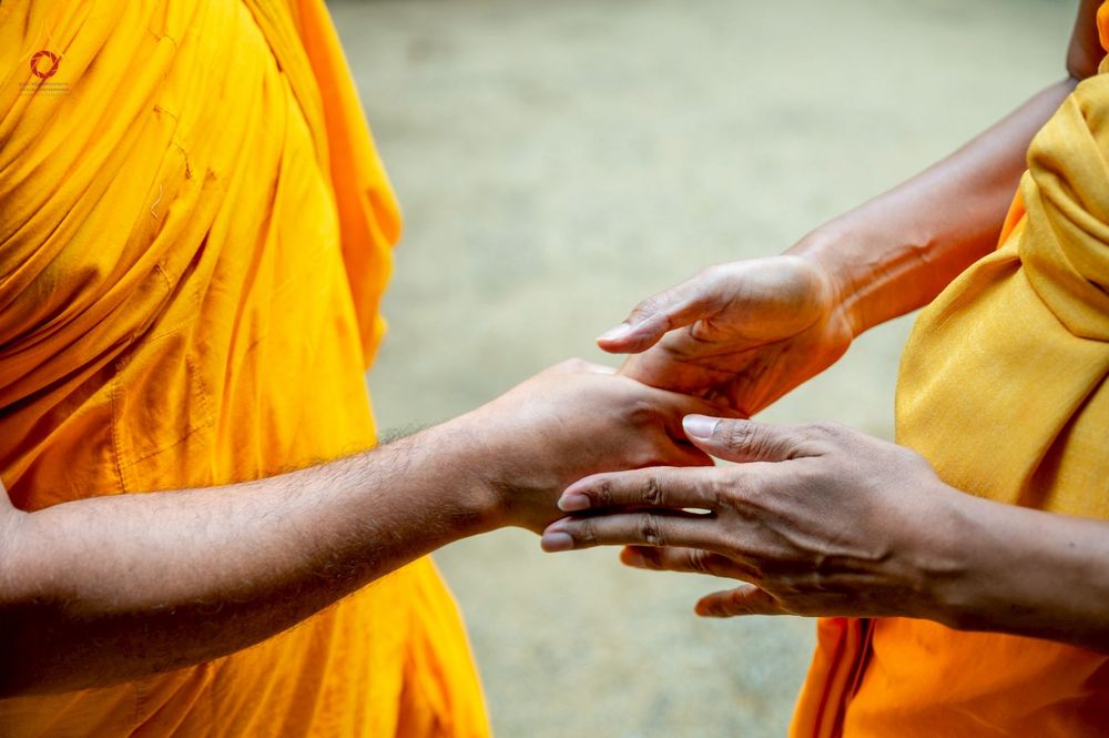 ภาพ No.262953:วันที่ 22 ตุลาคม พ.ศ. 2568 พิธีทอดกฐินสมทบ วัดกัลยาณมิตรต่างประเทศ  บูชาธรรม 81 ปี หลวงพ่อธัมมชโย ณ วัดโกฮอน ราชมหาวิหารายา และวัดศรีสุธรรมมารามายา   เมืองมาตะเล ประเทศศรีลังกา 