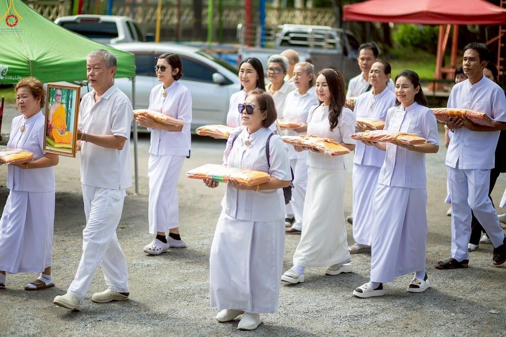 ภาพ No.255973:วันที่ 15 ตุลาคม พ.ศ. 2568 พิธีทอดกฐินสามัคคีทั่วไทย 30,000 วัด โดยคณะศิษยานุศิษย์ บูชาธรรม 81 ปี หลวงพ่อธัมมชโย ณ วัดตะโกสูง อ.ดอนตูม จ.นครปฐม