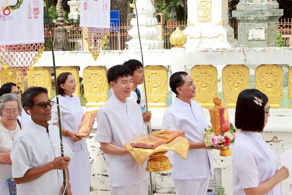 ภาพ No.252138:วันที่ 11 ตุลาคม พ.ศ. 2568 พิธีทอดกฐินสามัคคีทั่วไทย 30,000 วัด โดยคณะศิษยานุศิษย์ บูชาธรรม 81 ปี หลวงพ่อธัมมชโย ณ วัดกลางทุมมาวาส อ.พนัสนิคม จ.ชลบุรี