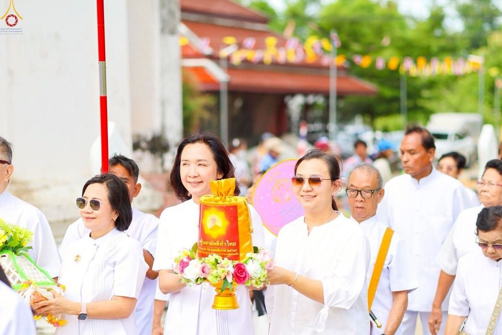 ภาพ No.264944:วันที่ 23 ตุลาคม พ.ศ. 2568 พิธีทอดกฐินสามัคคีทั่วไทย 30,000 วัด โดยคณะศิษยานุศิษย์ บูชาธรรม 81 ปี หลวงพ่อธัมมชโย ณ วัดจุฬามุนี อำเภอโพธิ์ทอง จังหวัดอ่างทอง