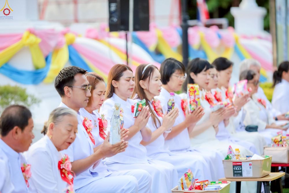 ภาพ No.260242:วันที่ 18 ตุลาคม พ.ศ. 2568 พิธีทอดกฐินสามัคคีทั่วไทย 30,000 วัด โดยคณะศิษยานุศิษย์ บูชาธรรม 81 ปี หลวงพ่อธัมมชโย ณ วัดกิ่วลม ต.บ่อหลวง อ.ฮอด จ.เชียงใหม่