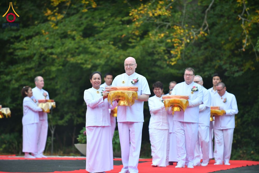 ภาพ No.171477:พิธีทอดกฐิน ณ วัดพระธรรมกายคอร์ซัวร์ ลุสท์สโกว ประเทศเดนมาร์ก วันเสาร์ที่ 19 ตุลาคม พ.ศ. 2567