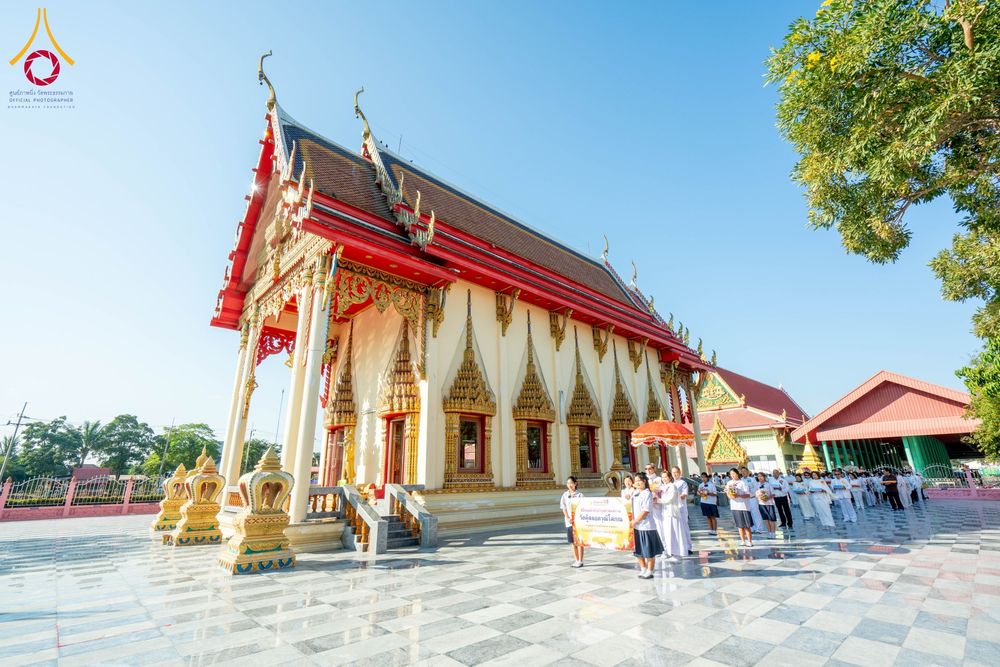 ภาพ No.195647:พิธีทอดผ้าป่าทำนุบำรุงศาสนสถาน ณ วัดคู้สลอดวุฒิโสภณ ต.คู้สลอด อ.ลาดบัวหลวง จ.พระนครศรีอยุธยา ในโครงการธรรมยาตรา กตัญญูบูชา มหาปูชนียาจารย์ พระมงคลเทพมุนี(สด จนฺทสโร) พระผู้ปราบมาร อนุสรณ์สถาน 7 แห่ง ปีที่ 13 วันที่ 13 มกราคม พ.ศ. 2568