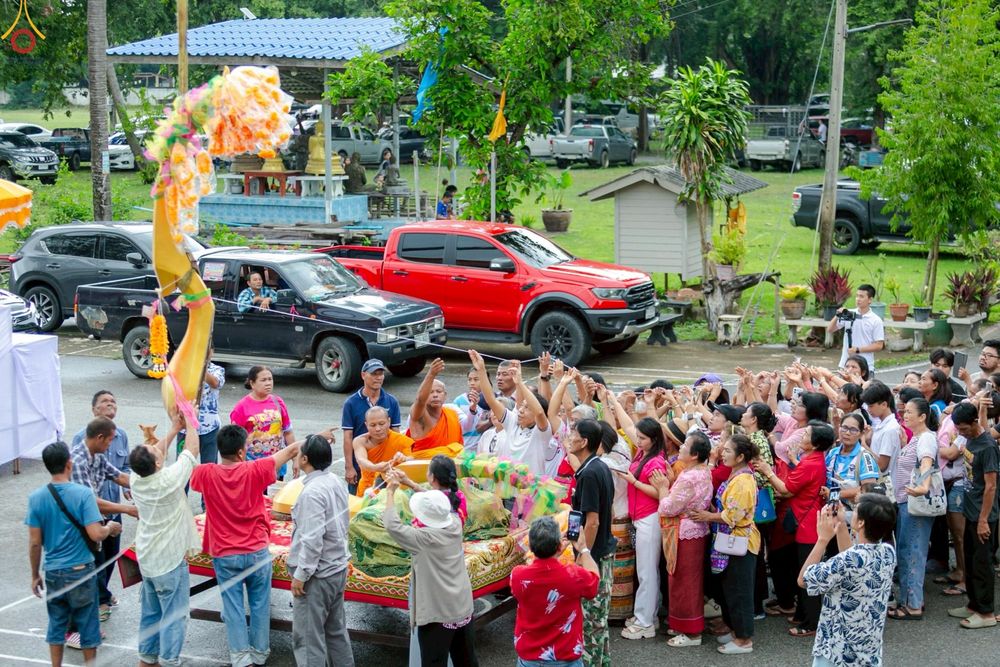 ภาพ No.262594:วันที่ 19 ตุลาคม พ.ศ. 2568 พิธีทอดกฐินสามัคคีทั่วไทย 30,000 วัด โดยคณะศิษยานุศิษย์ บูชาธรรม 81 ปี หลวงพ่อธัมมชโย ณ วัดหนองขาม ต.ห้วยทรายเหนือ อ.ชะอำ จ.เพชรบุรี