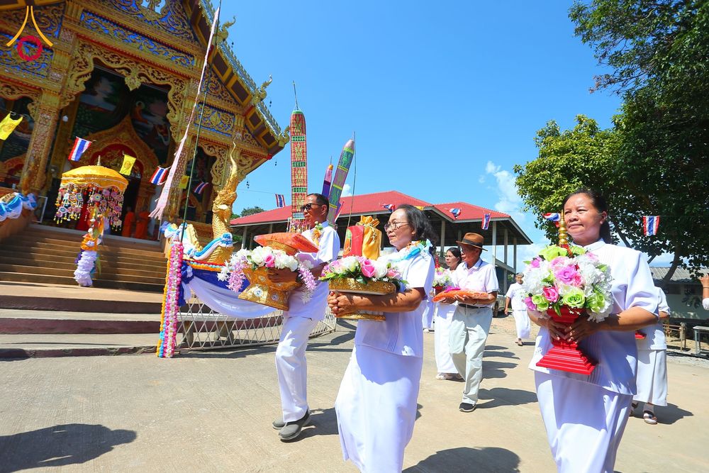 ภาพ No.173006:พิธีทอดกฐิน วัดพญาเม็งราย จ.เชียงราย ในโครงการกฐินสามัคคีทั่วไทย 30,000 วัด บูชาธรรม 80 ปี หลวงพ่อธัมมชโย โดยคณะศิษยานุศิษย์วัดพระธรรมกาย วันที่ 30 ตุลาคม พ.ศ. 2567