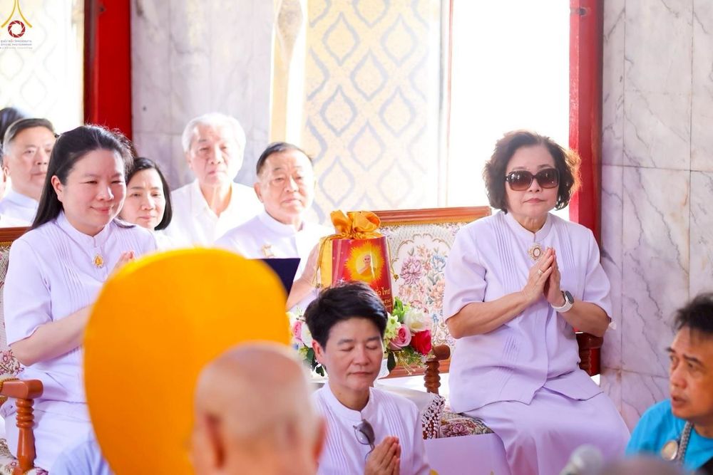 ภาพ No.270924:วันที่ 19 ตุลาคม พ.ศ. 2568 พิธีทอดกฐินสามัคคีทั่วไทย ณ วัดใหม่พิเรนทร์ เขตบางกอกใหญ่ กรุงเทพฯ โดยคณะศิษยานุศิษย์ บูชาธรรม 81 ปี หลวงพ่อธัมมชโย