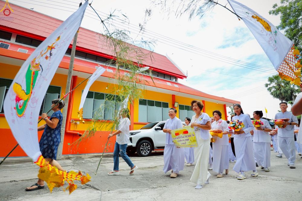 ภาพ No.270267:วันที่ 28 ตุลาคม พ.ศ. 2568 พิธีทอดกฐินสามัคคีทั่วไทย ณ สำนักสงฆ์เทพพิทักษ์ผล ต.แสนสุข อ.เมืองชลบุรี จ.ชลบุรี โดยคณะศิษยานุศิษย์ บูชาธรรม 81 ปี หลวงพ่อธัมมชโย