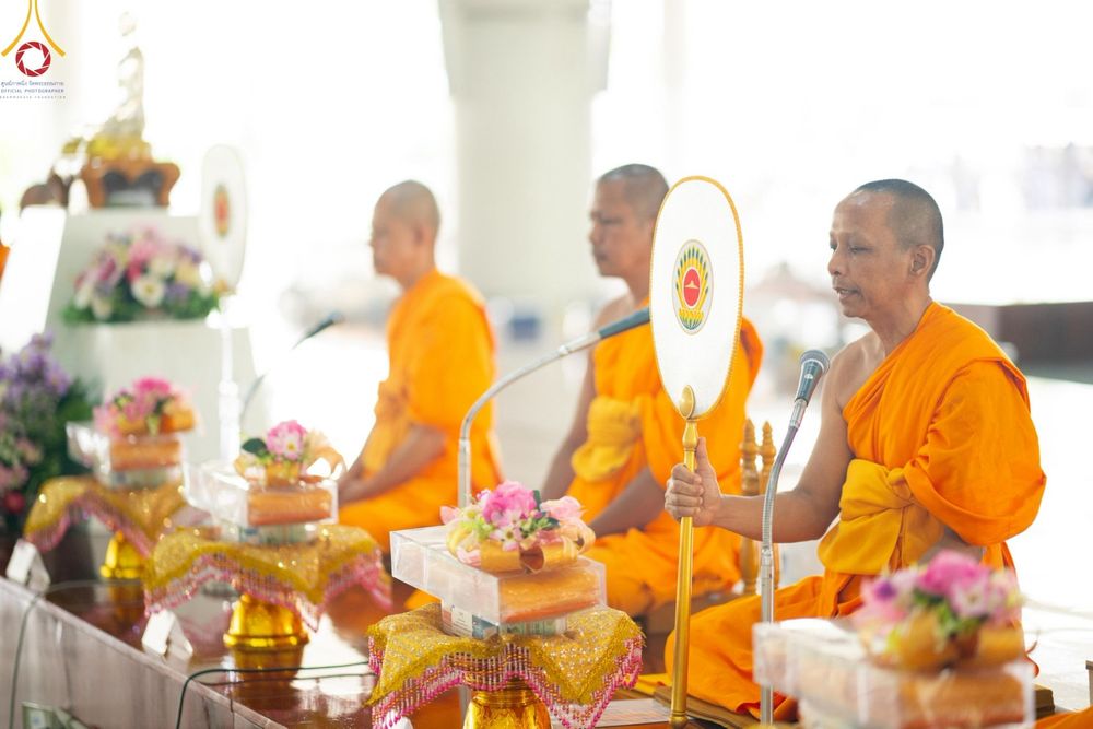ภาพ No.212607:วันพฤหัสบดีที่ 20 มีนาคม พ.ศ. 2568 พิธีเจริญพระพุทธมนต์ เนื่องในอายุวัฒนมงคลครบ 74 ปี พระภาวนาธรรมวิเทศ วิ. (ภูเบศ ฌานาภิญโญ) ณ หอฉันคุณยายฯ วัดพระธรรมกาย