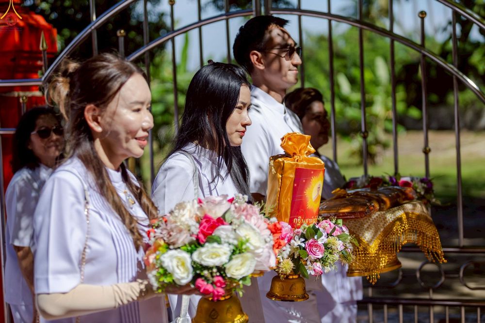 ภาพ No.263751:วันที่ 23 ตุลาคม พ.ศ. 2568 พิธีทอดกฐินสามัคคีทั่วไทย 30,000 วัด โดยคณะศิษยานุศิษย์ บูชาธรรม 81 ปี หลวงพ่อธัมมชโย ณ วัดเขาน้อยพัฒนาราม ต.สุรศักดิ์ อ.ศรีราชา จ.ชลบุรี