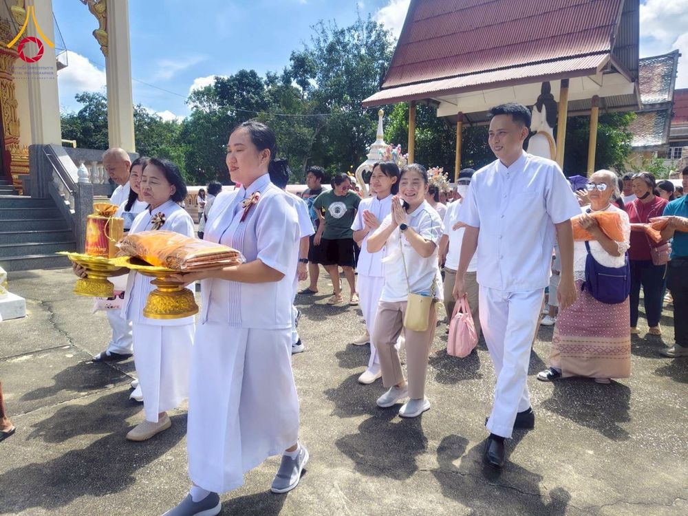 ภาพ No.274562:วันที่ 19 ตุลาคม พ.ศ. 2568 พิธีทอดกฐินสามัคคีทั่วไทย ณ วัดหว้าเอน จ.นครปฐม  โดยคณะศิษยานุศิษย์ บูชาธรรม 81 ปี หลวงพ่อธัมมชโย