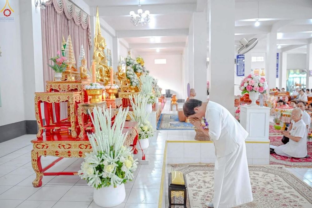 ภาพ No.255565:วันที่ 11 ตุลาคม พ.ศ. 2568 พิธีทอดกฐินสามัคคีทั่วไทย 30,000 วัด โดยคณะศิษยานุศิษย์ บูชาธรรม 81 ปี หลวงพ่อธัมมชโย ณ วัดศรีบุญเรือง อ.เมือง จ.เลย