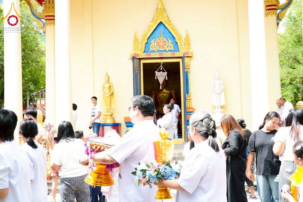 ภาพ No.273861:วันที่ 26 ตุลาคม พ.ศ. 2568 พิธีทอดกฐินสามัคคีทั่วไทย วัดหลวง(ประชาบูรณะ) อ.นครชัยศรี จ.นครปฐม โดยคณะศิษยานุศิษย์ บูชาธรรม 81 ปี หลวงพ่อธัมมชโย