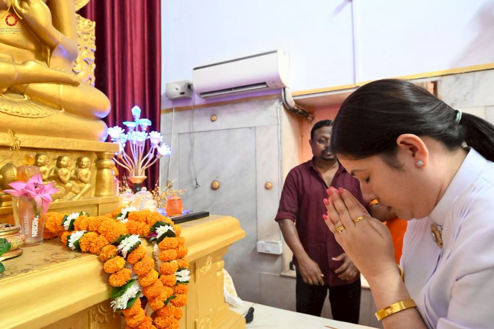 ภาพ No.263378:วันที่ 17 ตุลาคม พ.ศ. 2568 ทอดกฐินสมทบวัดต่างประเทศ ณ วัดมหาโพธิเดลลี ประเทศอินเดีย 