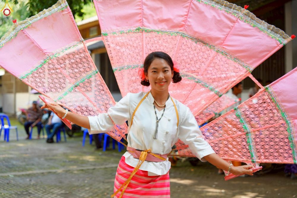 ภาพ No.277322:วันที่ 19 ตุลาคม พ.ศ. 2568 พิธีทอดกฐินสามัคคีทั่วไทย ณ วัดกลาง ต.เวียงใต้ อ.ปาย จ.แม่ฮ่องสอน โดยคณะศิษยานุศิษย์ บูชาธรรม 81 ปี หลวงพ่อธัมมชโย