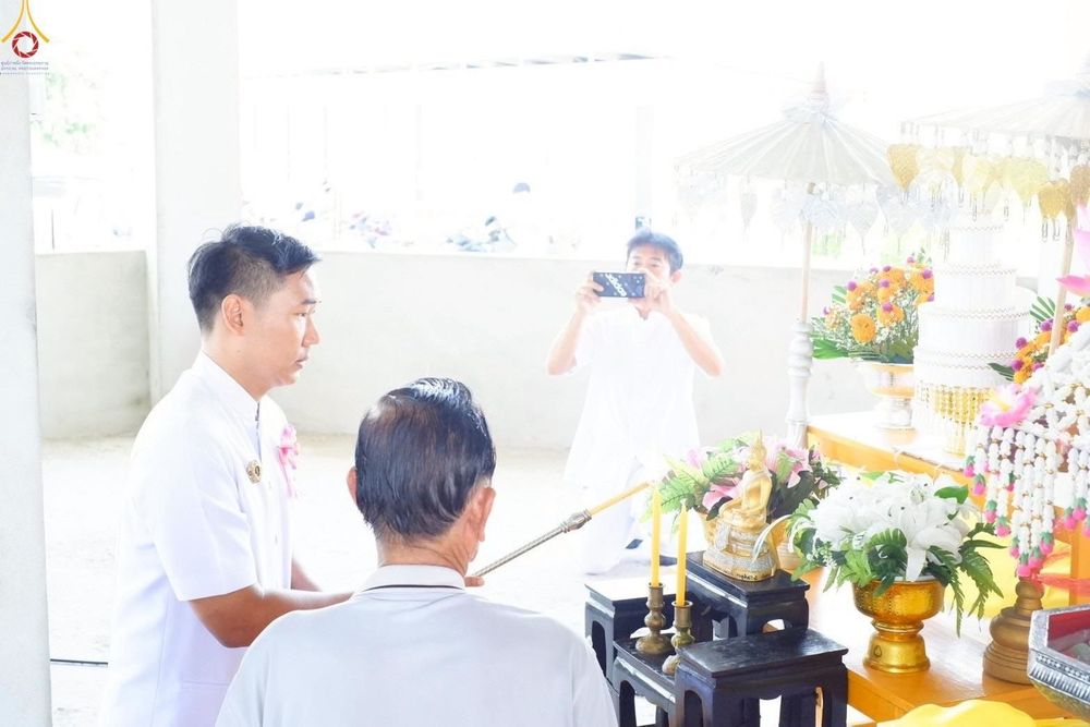 ภาพ No.253398:วันที่ 12 ตุลาคม พ.ศ. 2568 พิธีทอดกฐินสามัคคีทั่วไทย 30,000 วัด โดยคณะศิษยานุศิษย์ บูชาธรรม 81 ปี หลวงพ่อธัมมชโย ณ วัดท้องคุ้ง ตำบลคลองด่าน  อำเภอบางบ่อ จังหวัดสมุทรปราการ