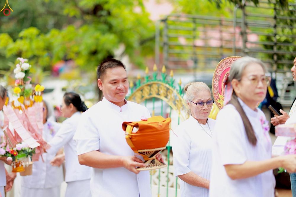 ภาพ No.266906:วันที่ 26 ตุลาคม พ.ศ. 2568 พิธีทอดกฐินสามัคคีทั่วไทย ณ วัดโนนทอง ต.ลาดบัวขาว อ.สีคิ้ว จ.นครราชสีมา โดยคณะศิษยานุศิษย์ บูชาธรรม 81 ปี หลวงพ่อธัมมชโย